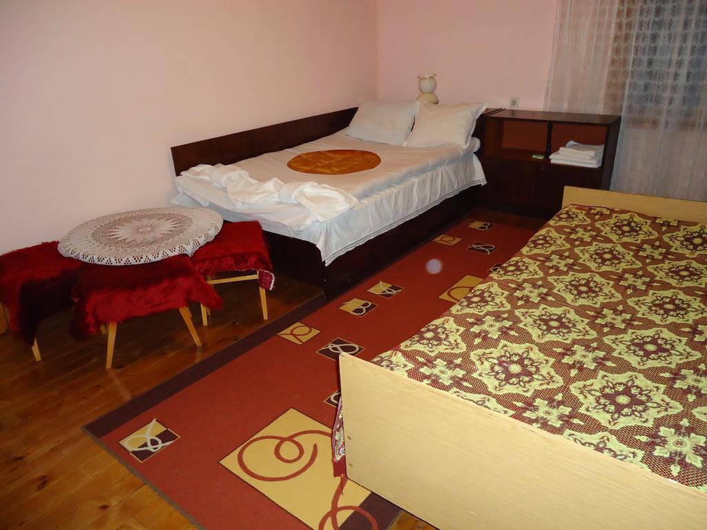 Guest House Ahp Mala Tsŭrkva Værelse billede