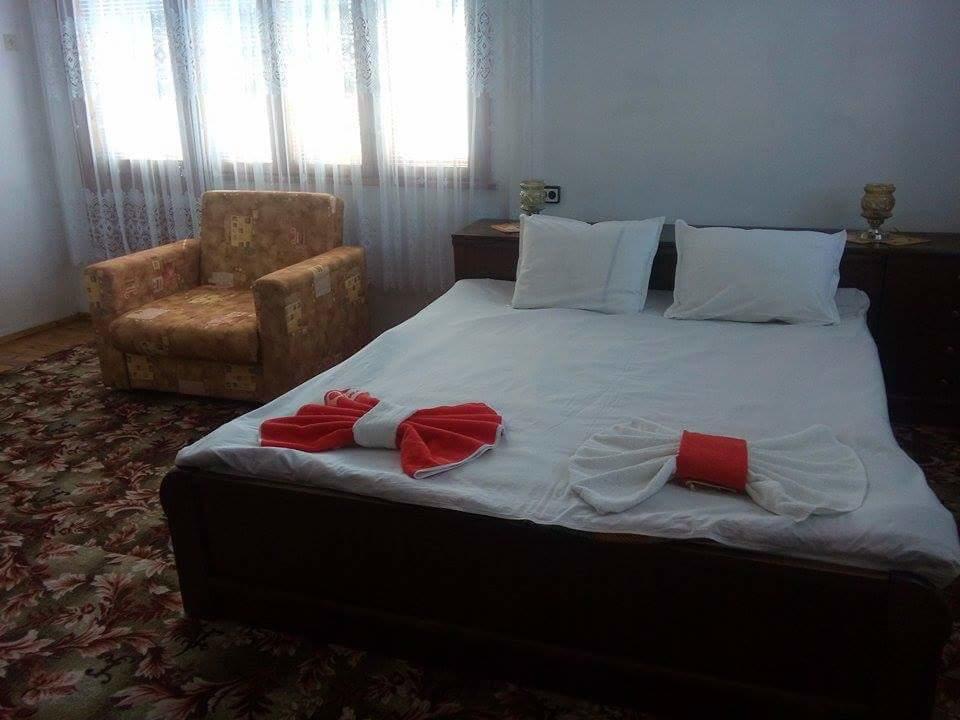 Guest House Ahp Mala Tsŭrkva Værelse billede